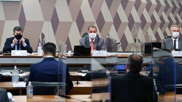 CPI da Pandemia aprova convocação de nove governadores - © Edilson Rodrigues/Agência Senado