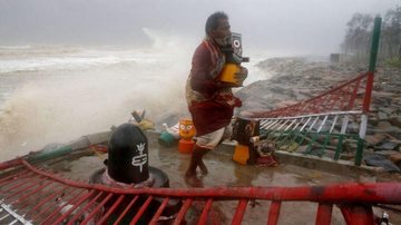 Índia: ciclone já causou duas mortes e danos em cerca de 20 mil casas - © REUTERS/Rupak De Chowdhuri/Direitos Reservados