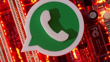 Começa a valer hoje nova política de privacidade do Whatsapp - © REUTERS/Dado Ruvic/Ilustração
