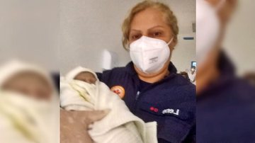 Socorrista Lene Alves, e a criança: "Momento único" CAPA - Dupla de socorristas do Samu de São Sebastião faz parto de emergência dentro de ambulância - Divulgação / PMSB