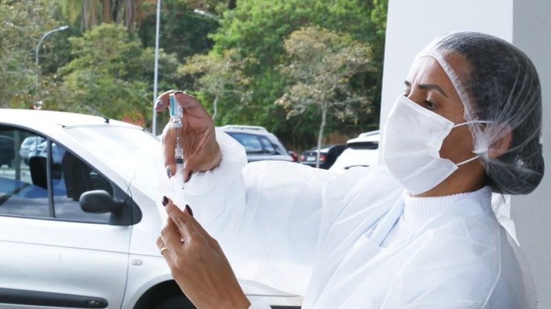 Nas UBS e no drive-thru do Cefe a vacinação será só para pessoas com 45 anos, gestantes e puérperas - Foto: Adenir Britto/PMSJC