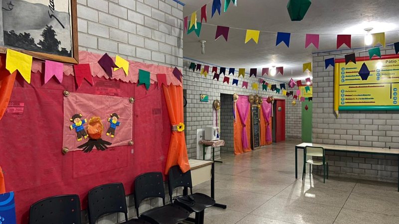 Preparativos para os encontros virtuais nas escolas municipais Escolas municipais de São Sebastião estão promovendo encontros virtuais para celebrar a festa junina - Divulgação/Prefeitura de São Sebastião
