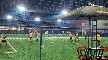 Quadras de futebol Estabelecimentos são multados durante fiscalização em São Vicente (SP) - Divulgação/Prefeitura de São Vicente