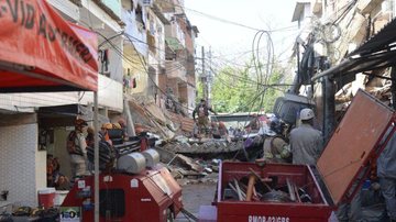 Bombeiros encerraram trabalho no desabamento em comunidade do Rio - © Tomaz Silva/Agência Brasil