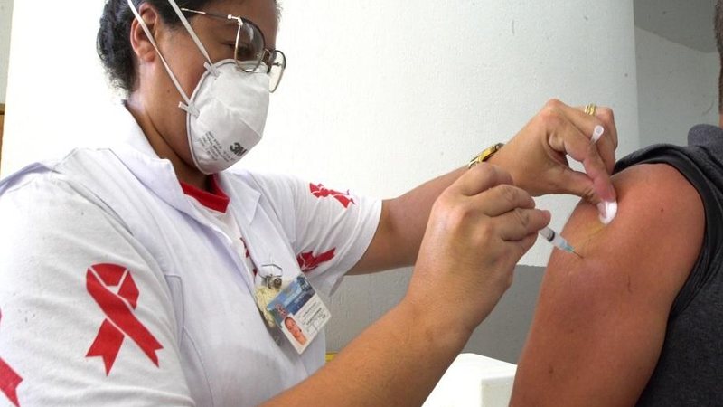 Vacinação contra covid-19 São Vicente divulga os públicos e locais de vacinação contra covid-19 Vacinação contra covid-19 em São Vicente - Divulgação/Prefeitura de São Vicente