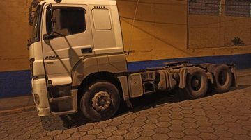 Caminhão foi recuperado - Divulgação;PMG
