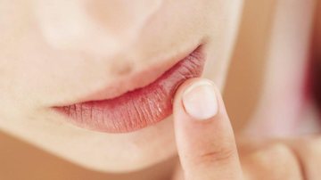 Lábios ressecados 5 dicas práticas para cuidar dos lábios durante o inverno - Reprodução/Blant