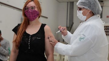 Vacinação contra a covid-19 Santos inicia vacinação contra a covid em pessoas acima de 39 anos - Divulgação/Prefeitura de Santos