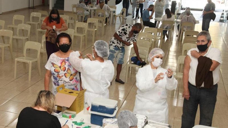 Santos vacina 80% da população em primeira dose contra a covid Santos atinge a marca de 80% dos adultos vacinados com a primeira dose contra a covid - Divulgação/Prefeitura de Santos