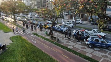 Em Santos (SP), 16 bicicletas são apreendidas por circularem fora da faixa da ciclovia, na orla - Foto: Prefeitura Municipal de Santos