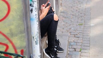 Adolescentes terminam namoro e menor tem nudes vazadas na web, no litoral - Imagem: Pxhere - imagem meramente ilustrativa