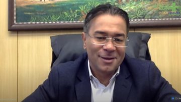 Imagem Entrevista com Ademário Oliveira
