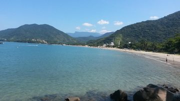 Praia da Ensedada - Ubatuba Praia da Enseada - Ubatuba - Reprodução/Curiosidades Ubatuba
