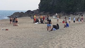 Um jovem de 16 anos morreu por afogamento na praia do Capricórnio, em Caraguatatuba Praias de SP registram três mortes por afogamento no primeiro fim de semana sem restrições - Foto: Jules Verne