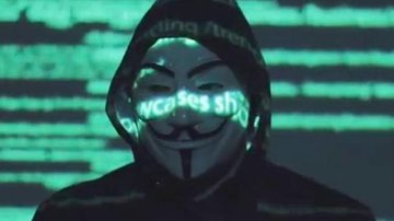 Anonymous também disse que está entre membros do governo Grupo de hackers declara guerra contra Jair Bolsonaro e convoca atos para o Dia da Independência Homem com máscara (anonymous) - Divulgação