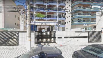 História curiosamente familiar aconteceu no Condomínio Bracuhy, na rua Copacabana, em Praia Grande Síndica de condomínio em Praia Grande (SP) sofre impeachment após moradores suspeitarem de falcatrua e falsificação - Imagem: Reprodução / Google Street View
