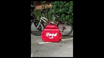 Bicicleta recebida de doação por Felipe após ser furtado e sua bag. Capa - - Imagem: Acervo Pessoal - Felipe Gonçalves