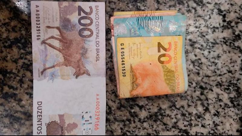 Homem é preso após comercializar nota falsa de R$ 200 no litoral - Foto: Divulgação prefeitura de Santos