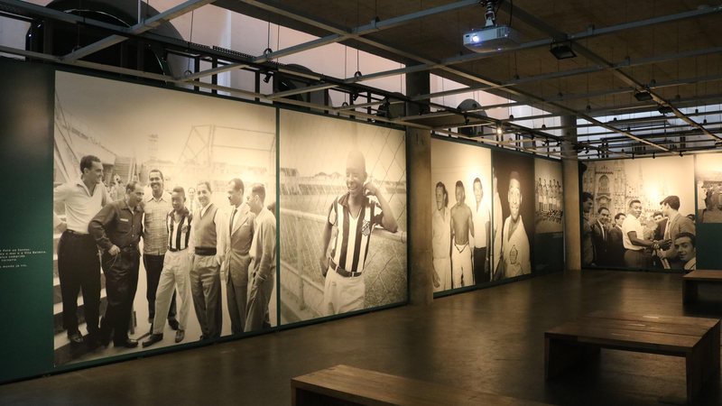Passaporte Santista contará com 11 carimbos (sem o do Museu do Pelé) Museu do Pelé Interior do Museu do Pelé em Santos - Divulgação/Prefeitura de Santos