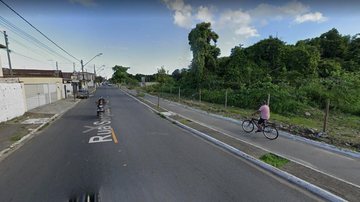 Local onde ocorreu parte da perseguição a entregador, em Praia Grande Entregador do Mercado Livre reage a roubo, foge e vive momentos de pânico em Praia Grande - Av. Sérgio Gregório, Praia Grande. Imagem: reprodução / Google Street View