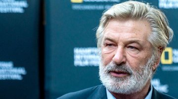Alec Baldwin Baldwin - Astro de hollywood mata diretora em gravação de filme - Imagem: reprodução / Getty Images