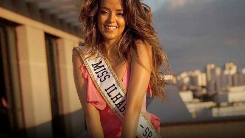Miss Ilhabela é abusada ao pegar viagem via app Foto da miss Ilhabela sorrindo - Reprodução/ Facebook