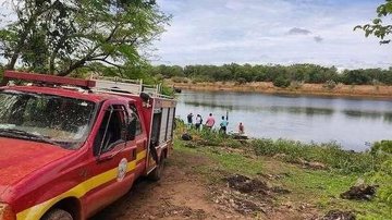 Lago onde homem pulou para fugir de abelhas Pescador pula em lago para fugir de abelhas e morre atacado por piranhas - Imagem: divulgação