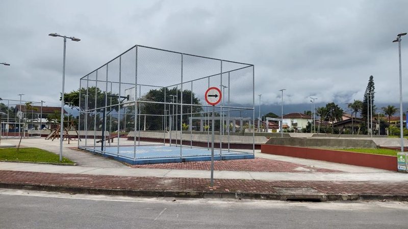 Evento terá aula de dança, aulas de exercício e corrida Evento esportivo encerra campanha Outubro Rosa Riviera Praça Potengi, localizada no bairro Maitinga - Divulgação