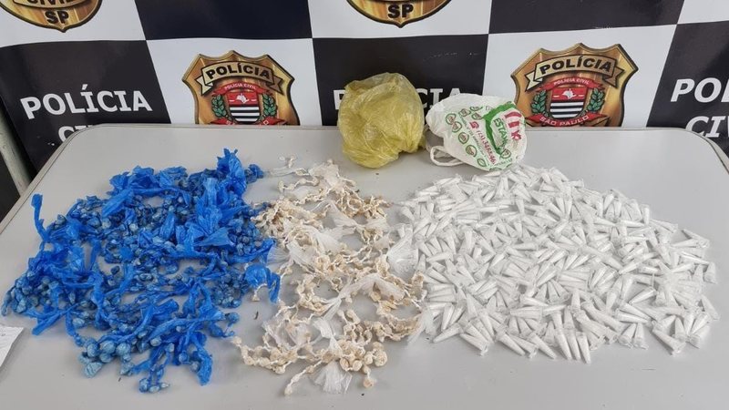 Polícia Civil apreende menor em flagrante vendendo drogas em Peruíbe - Divulgação