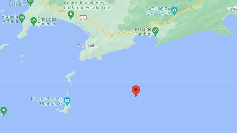 Última referência de localização da aeronave Avião cai no mar perto de Ubatuba (SP) mapa mostra local da queda do aviao - Foto: Corpo de Bombeiros/Redes Sociais