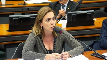 Imagem Entrevista com Rosana Valle
