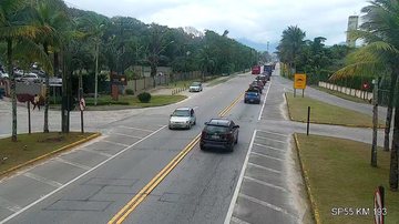 Rodovia Rio-Santos altura do km 193 Rio-Santos está com trânsito lento no sentido Litoral Norte - DER/SP