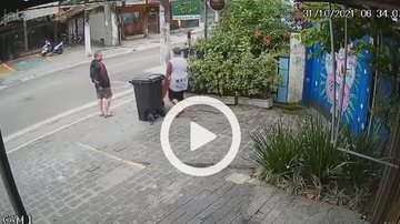 Vídeo flagra furto de lixeira e revolta moradores em São Sebastião Vídeo flagra furto de lixeira e revolta moradores em São Sebastião; veja - Imagem: divulgação