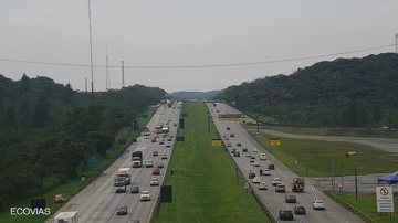 Sistema Anchieta-Imigrantes opera em 5x3 com descida pela pista norte operacional da via Anchieta e pista sul da rodovia dos Imigrantes Chegada a São Paulo tem tráfego lento na manhã desta quarta-feira (21) Rodovia Anchieta - Reprodução/Ecovias