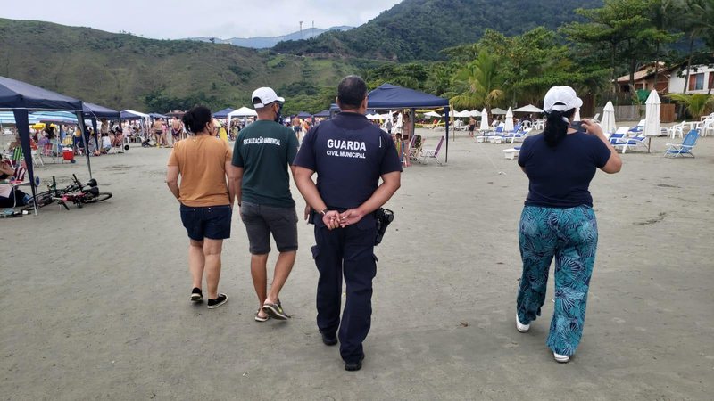 Foram realizadas operações integradas entre Polícia Municipal, Divisão de Fiscalização de Posturas e, em algumas situações, em parceria com fiscais da Secretaria do Meio Ambiente (SEMAM) Prefeitura de São Sebastião amplia fiscalizações e multas somam cerca - Foto: PMSS