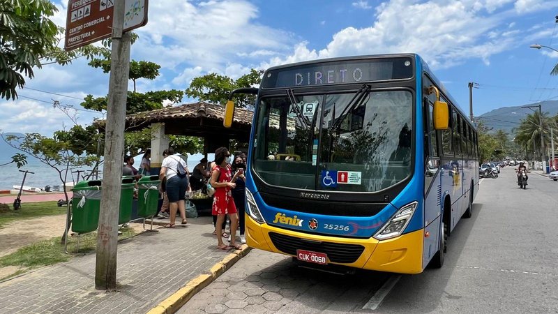 Tarifa social é válida aos usuários que utilizam o Bilhete Eletrônico Recarregável. Ilhabela (SP) terá ônibus a R$ 1 durante 73 dias onibus fenix em ilhabela - Foto: PMI