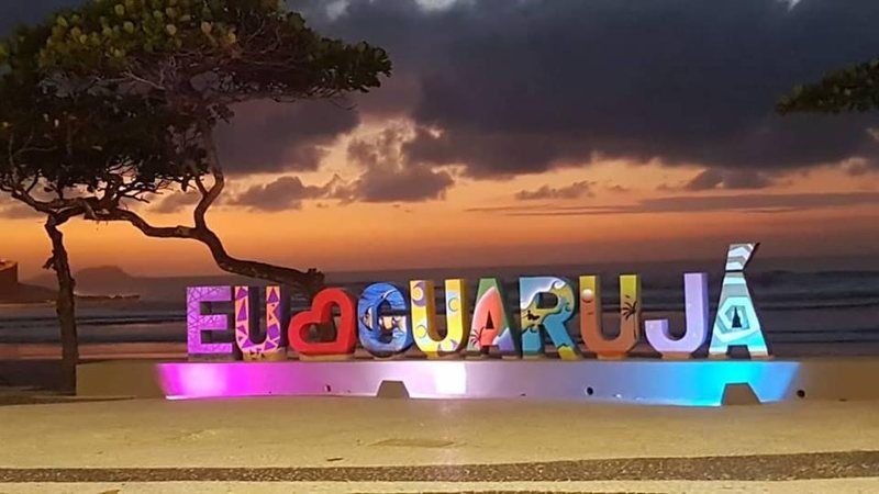 Título da Organização das Nações Unidas (ONU) leva em conta diversos itens para certificar a cidade Letreiro Eu amo Guarujá Letreiro colorido Eu amo Guarujá - Divulgação