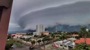 Nuvem avança sobre o sul do Brasil e amedronta moradores - Jornal de Beltrão/ND