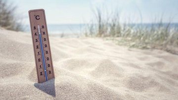 Temperaturas estão altas há mais de 15 dias no Litoral Norte Quando vai refrescar no Litoral Norte? termometro na areia da praia - Foto: Getty Images