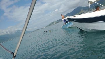 Mergulhadores trabalham para encontrar embarcação Caso ‘Butica’: embarcação é encontrada na praia Deserta em São Sebastião (SP) - Foto: Divulgação