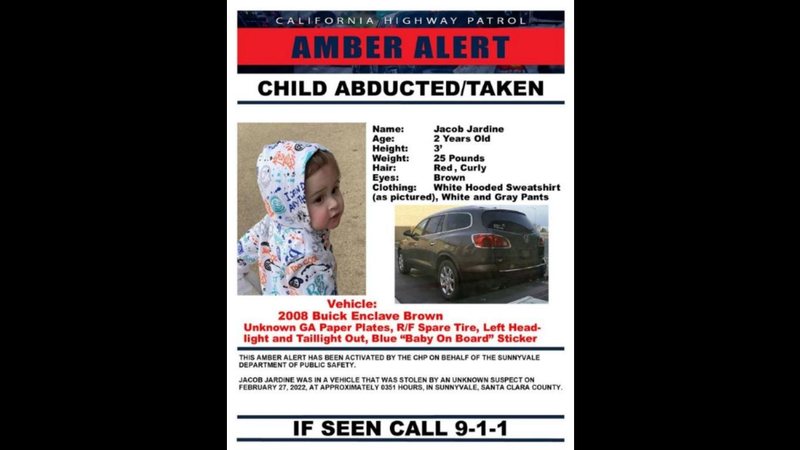 Alerma de desaparecimento da criança Polícia encontra menino de dois anos dentro de carro roubado nos EUA Alerta policial com foto de criança desaparecida - Imagem: Reprodução / Patrulha Rodoviária da Califórnia