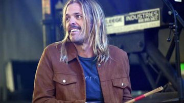 Taylor tinha 50 anos e deixa a esposa e os três filhos Baterista do Foo Fighters Baterista sorrindo para a câmera - Divulgação