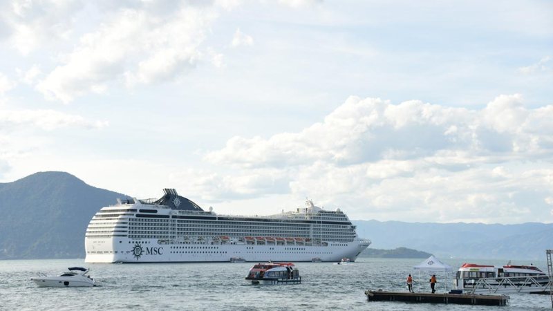 Quando a circulação dos navios foi suspensa no início do ano, a expectativa era que as atividades fossem retomadas em 21 de janeiro, mas a medida foi prorrogada para 4 de fevereiro, 18 de fevereiro e 4 de março Ministério da Saúde libera volta de cruzeiros - Foto: Prefeitura de Ilhabela