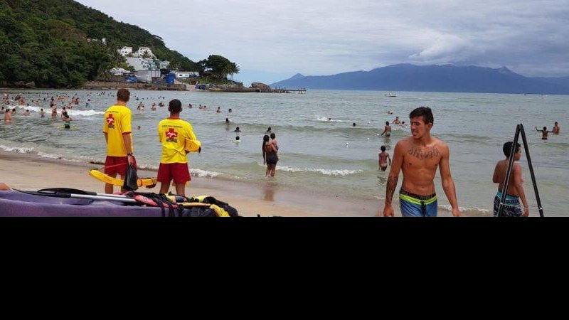 Prefeitura contratou 24 profissionais que passaram por treinamento do Grupamento de Bombeiros Marítimos (GBMar) e reforçaram o atendimento na temporada quando o movimento nas praias fica muito maior Caraguatatuba (SP) não registra óbito por afogamento nas  - Foto: Prefeitura de Caraguatatuba
