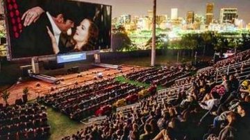 Cinema será exibido em um espaço de 325 m² no Jockey Club de São Paulo Maior cinema a céu aberto Cinema a céu aberto com plateia - Divulgação