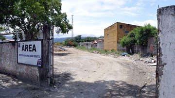 Terreno destinado à construção (avenida Paquetá) - Divulgação/PMSS