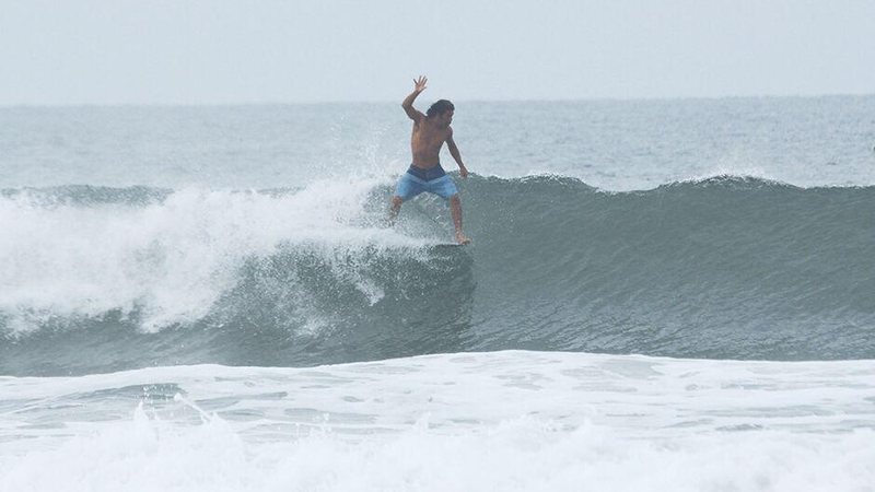 Imagem Surfe e outros esportes individuais são liberados em Bertioga