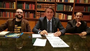 Reprodução/ Facebook Jair Messias Bolsonaro