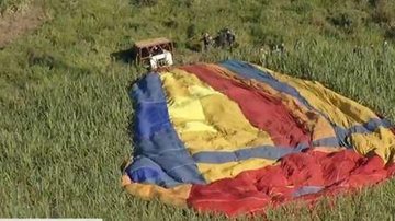 Balão caiu com nove pessoas a bordo em Boituva, no interior de SP Ventania provocada pelo ciclone Yakecan causa danos na Baixada Santista Balão caído em Boituva - Reprodução/Record TV
