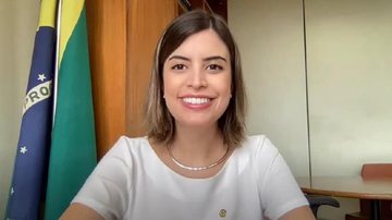 Imagem Entrevista com Tabata Amaral